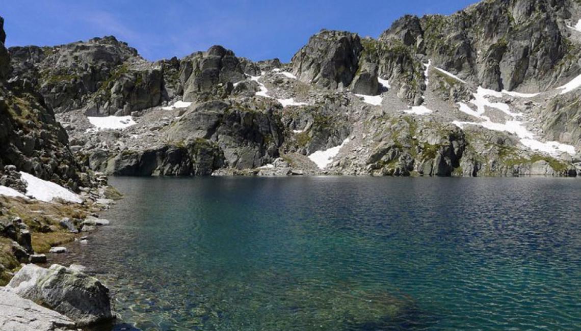 Lago pirineo